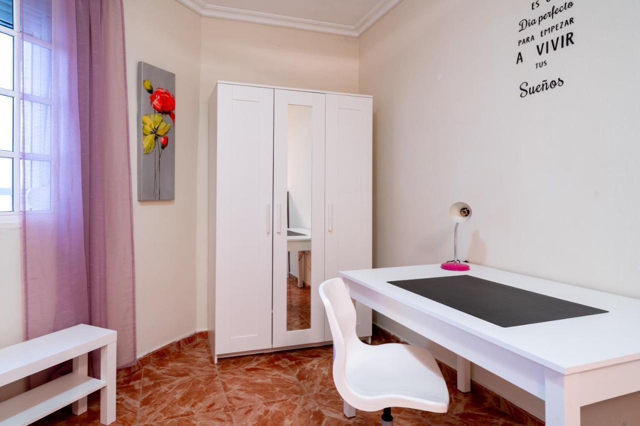 Apartamento Holi-rent Miraflores Sevilla